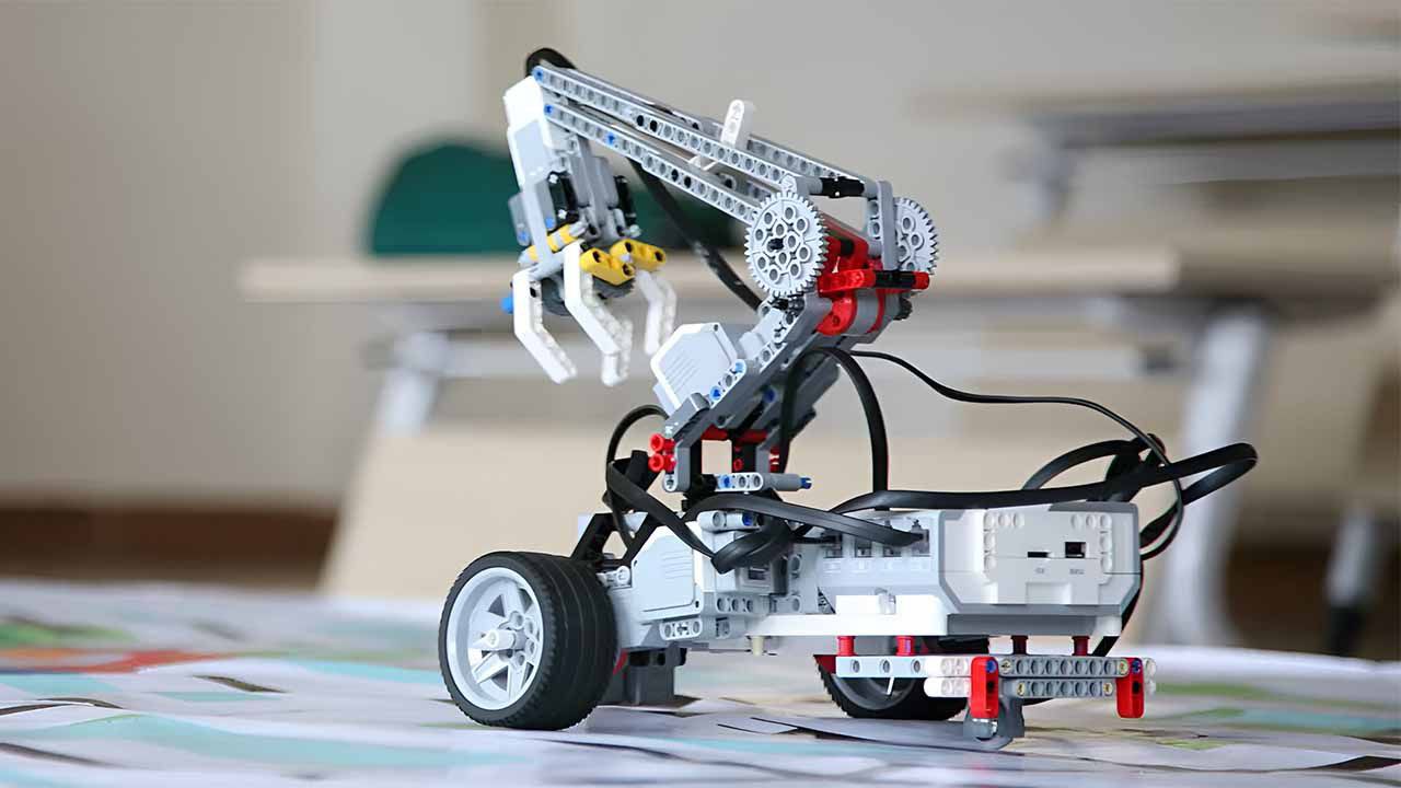 Modular Robotic Arm